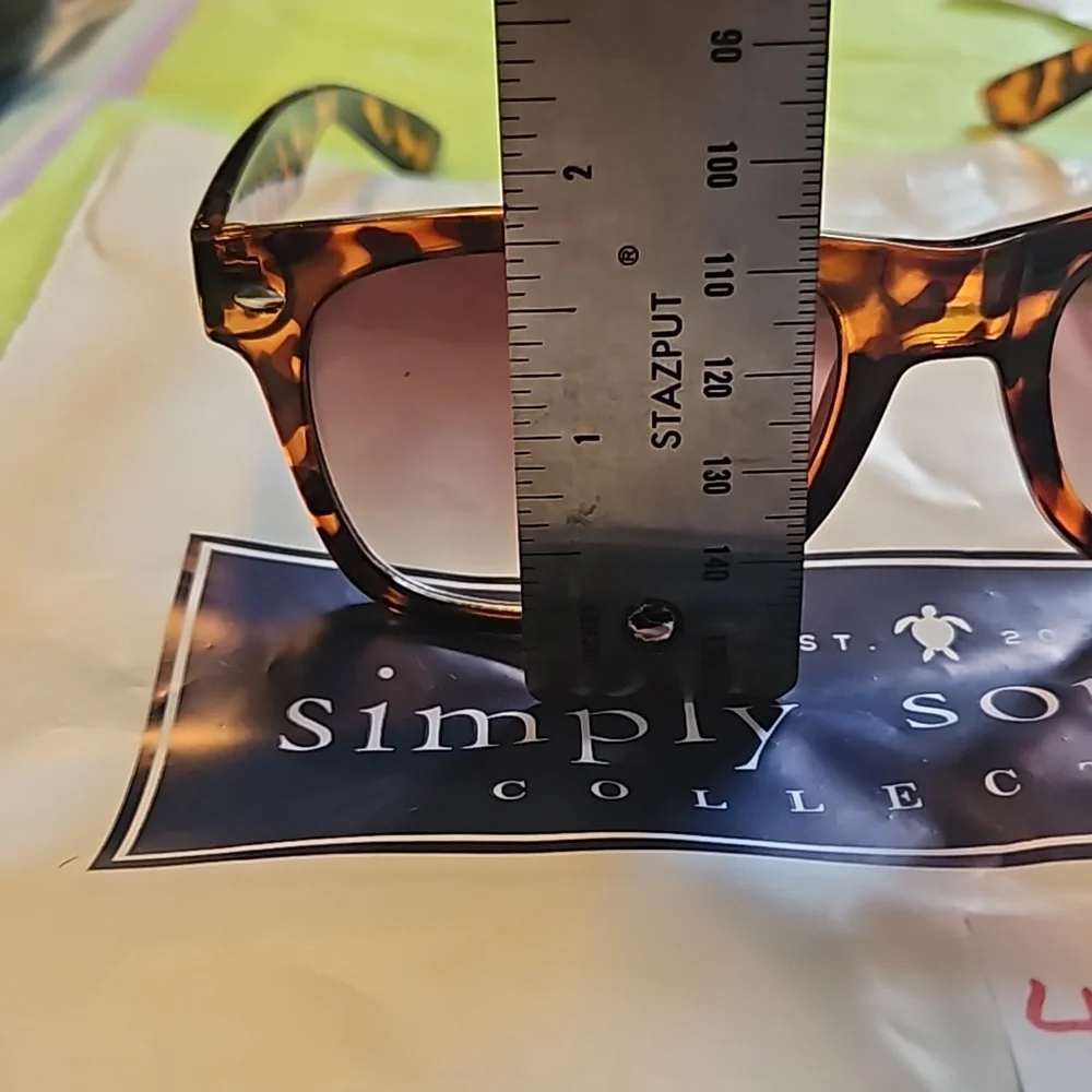 Simply Southern Sunglasses and Blu light filtering glasses - Picture 6 of 7
